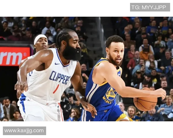 2021年勇士与快船精彩对决全场回放分析与精彩瞬间回顾 2021年勇士与快船精彩对决全场回放分析与精彩瞬间回顾