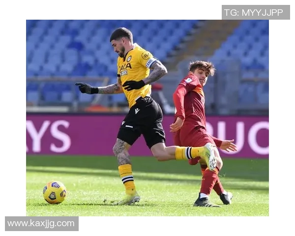 布里斯班与纽喷射的激烈对决展现足球魅力与团队精神